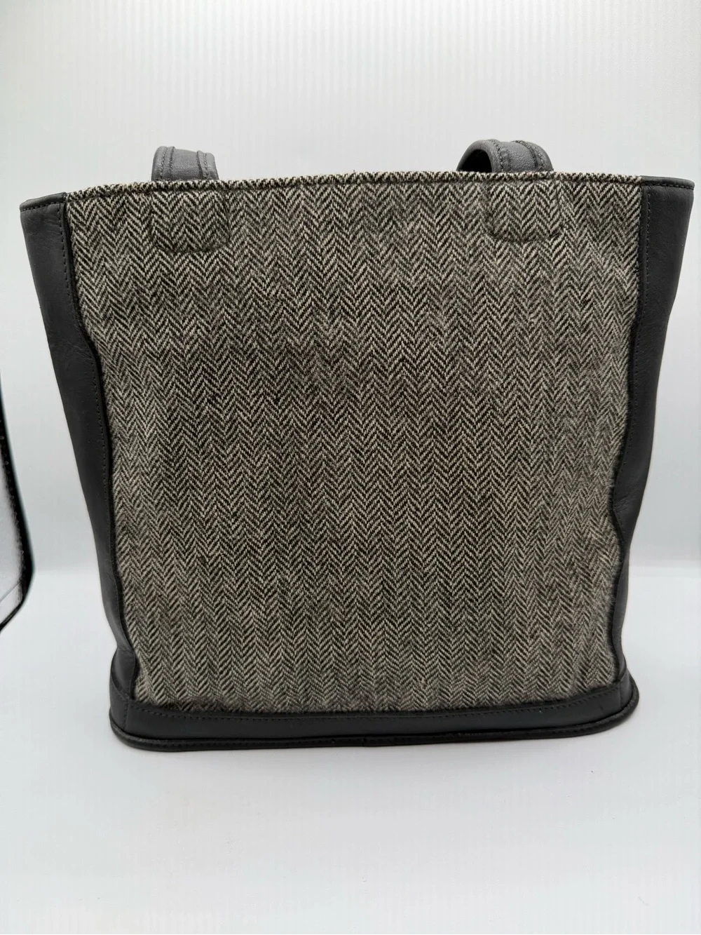Coach Vintage 1999 Bleecker Gray Herringbone Tweed Leather Shoulder Bag 6127